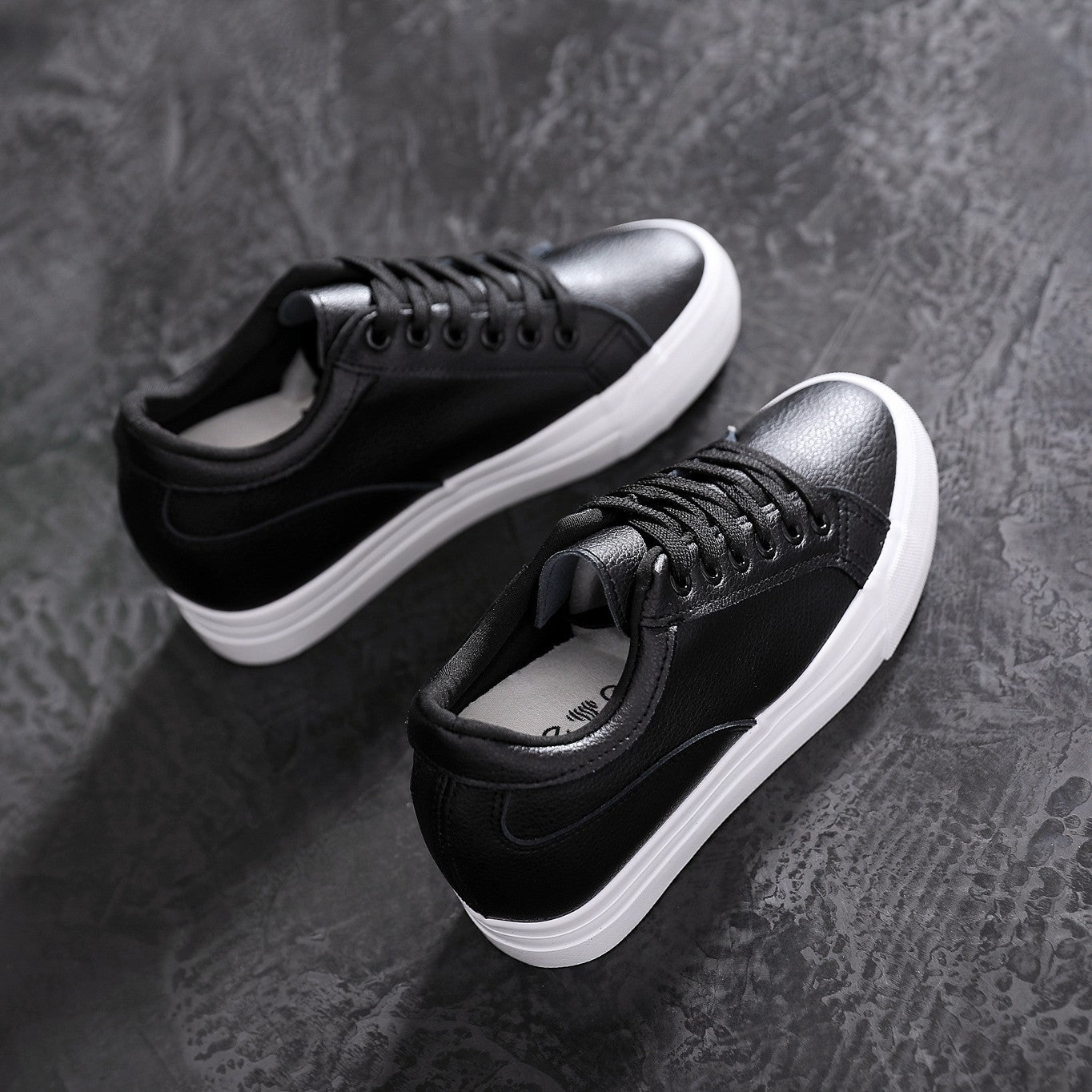 Soft Leather White Thick Bottom Height Increasing Insole Canvas Shoes