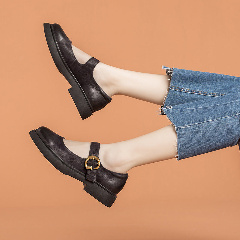 Vintage Mary Jane Women's Small Leather Shoes With Buckle