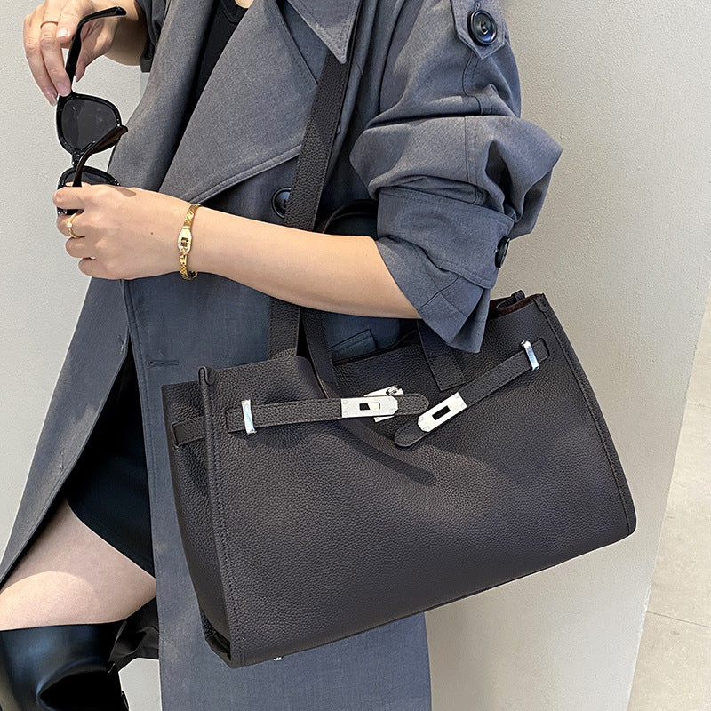 Genuine Leather Women's  Large Capacity Portable Crossbody Shoulder Bag