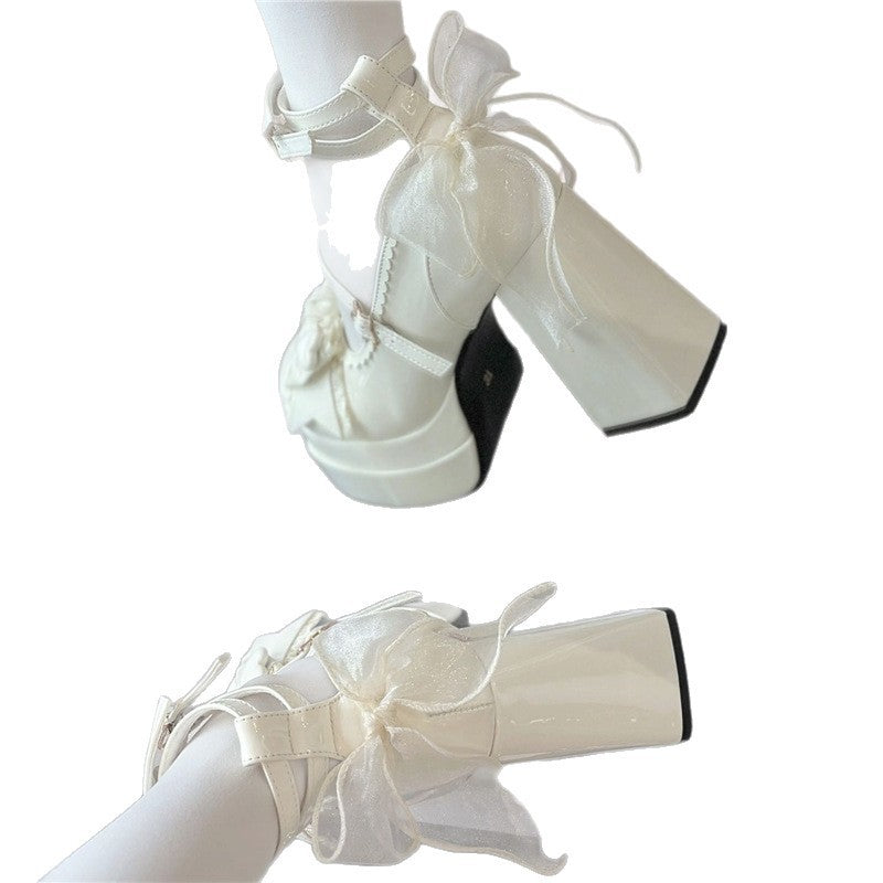 Women's One-strap Silver Single-layer Shoes