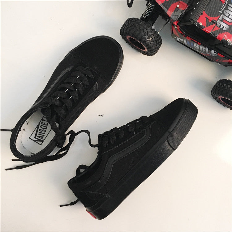 All black canvas shoes tide