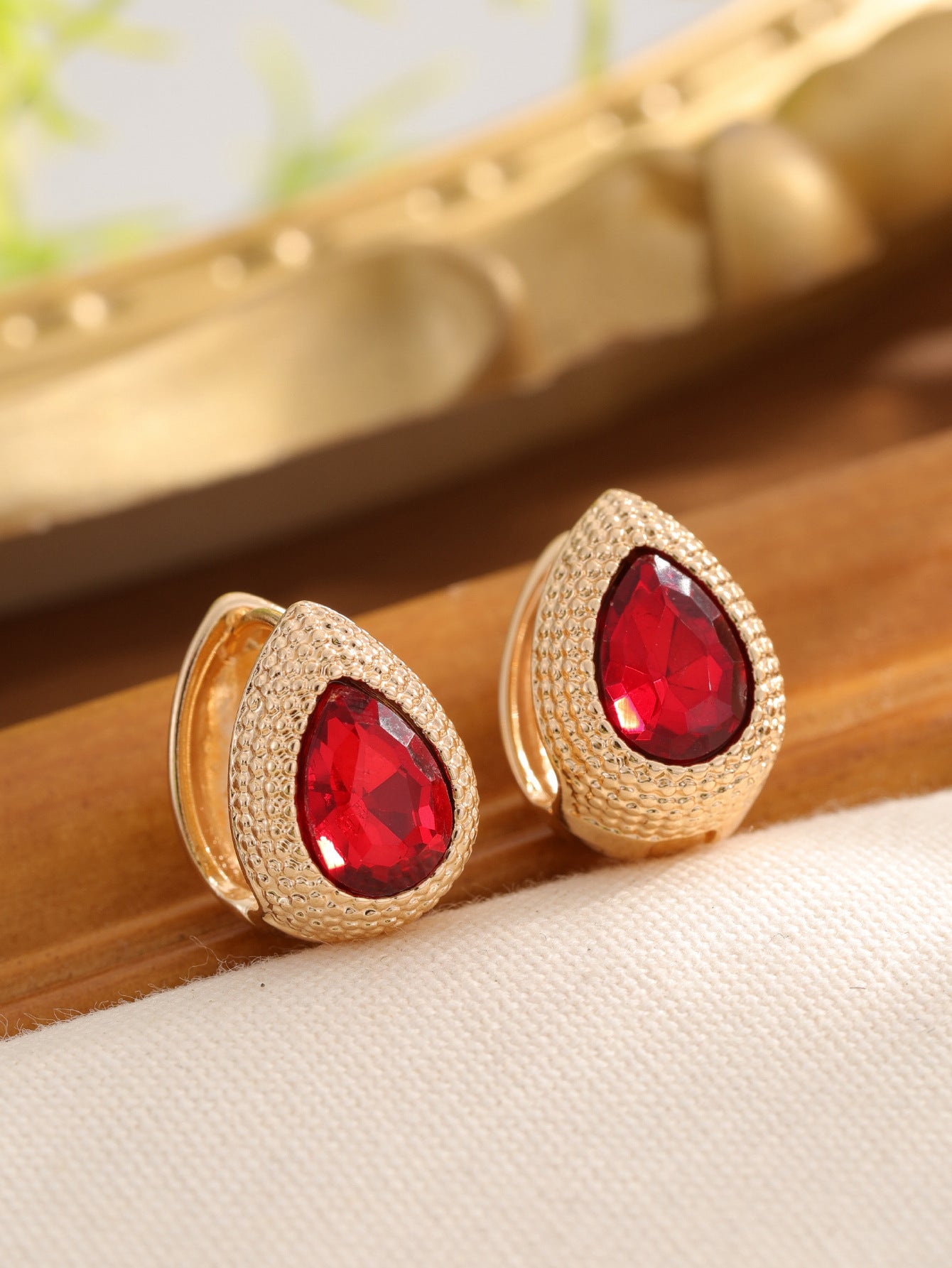 Niche Fashion Design Zircon Water Drop Durian Earrings