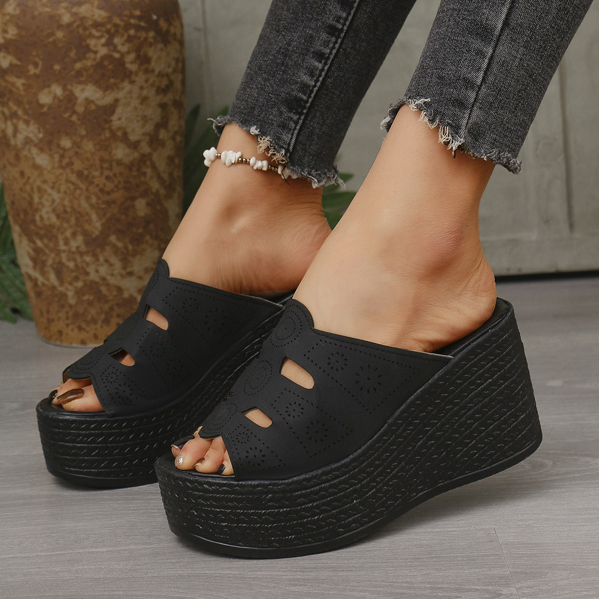 Plus Size Casual Slip-on Stitching Wedge Slippers