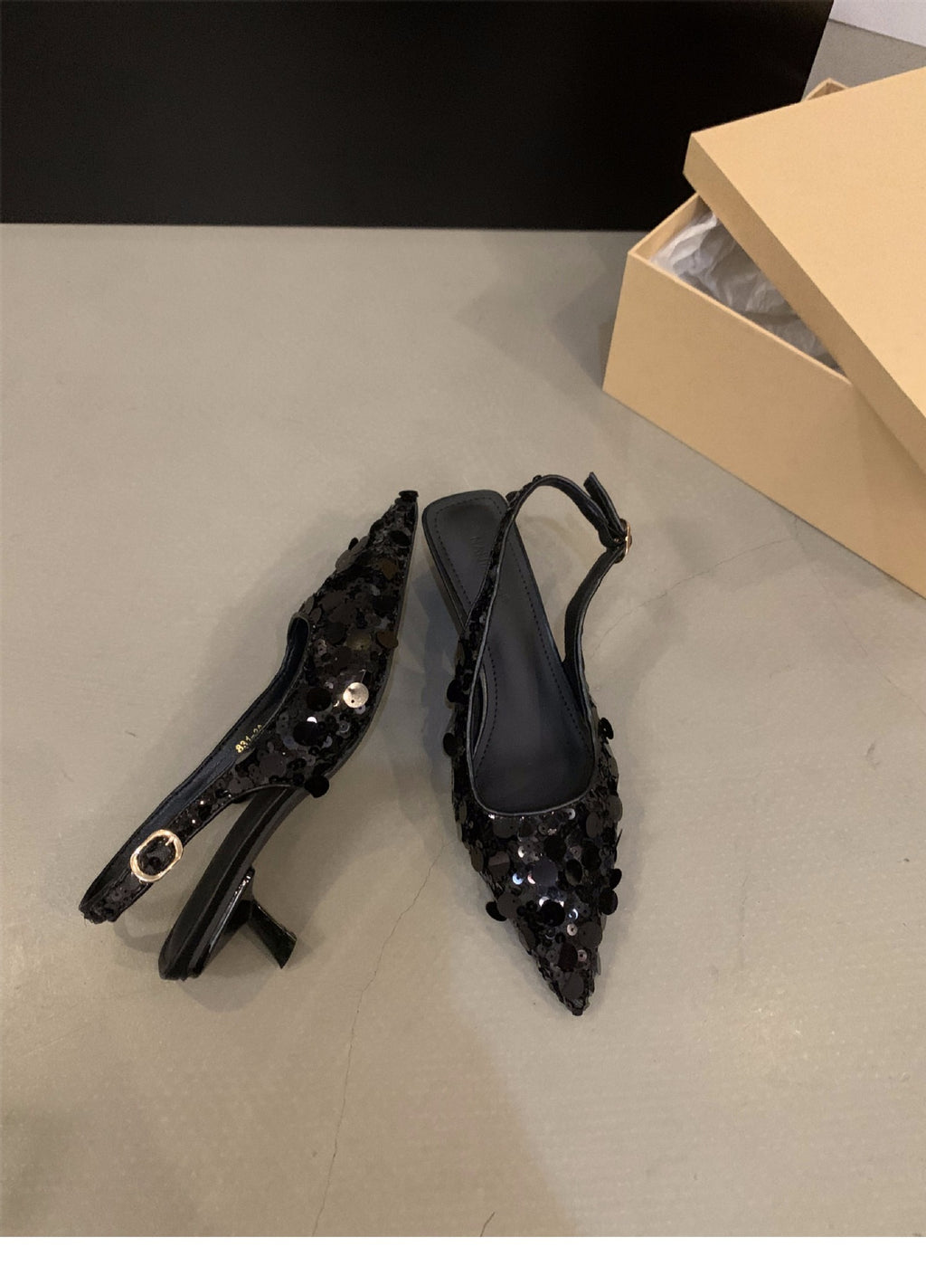 French Minority High Heel Silver Temperament Closed Toe Sandals