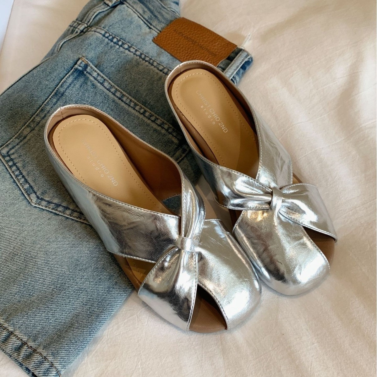 Women's Hollow-out Boken Half Slippers