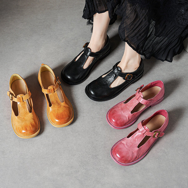 Low Heel Women's Retro Style Leather Flat Shoes