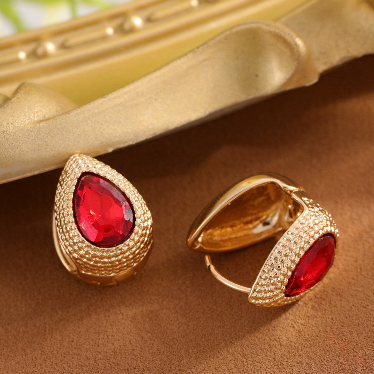 Niche Fashion Design Zircon Water Drop Durian Earrings