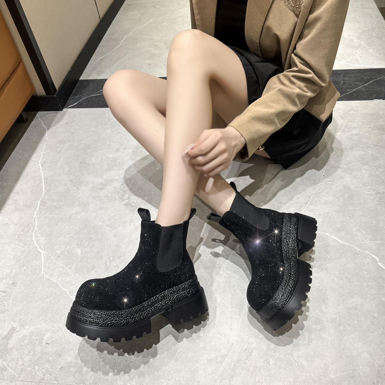 Vintage Style Chunky Heel Leather Boots For Women, Fashion Mid-Calf Boots With Buckle Accents For Comfort And Style