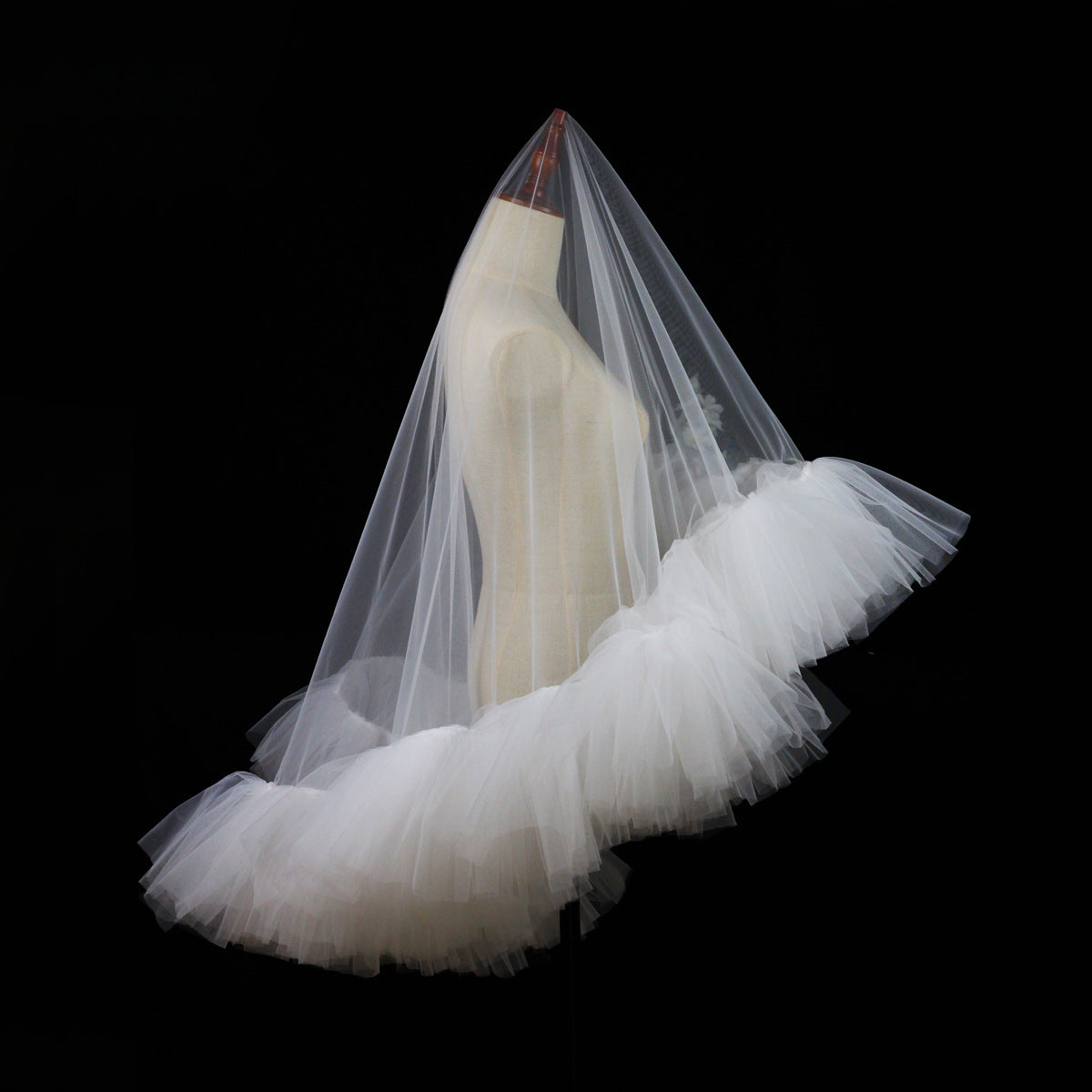 Heavy Industry Ruffled Bridal Veil White Double Layer Studio Travel Photo Exterior Puffy Soft Veil