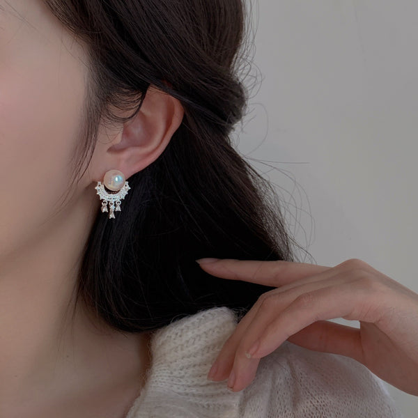 High-grade Earrings Elegant Graceful Small And Exquisite Water Drop Tassel Earrings