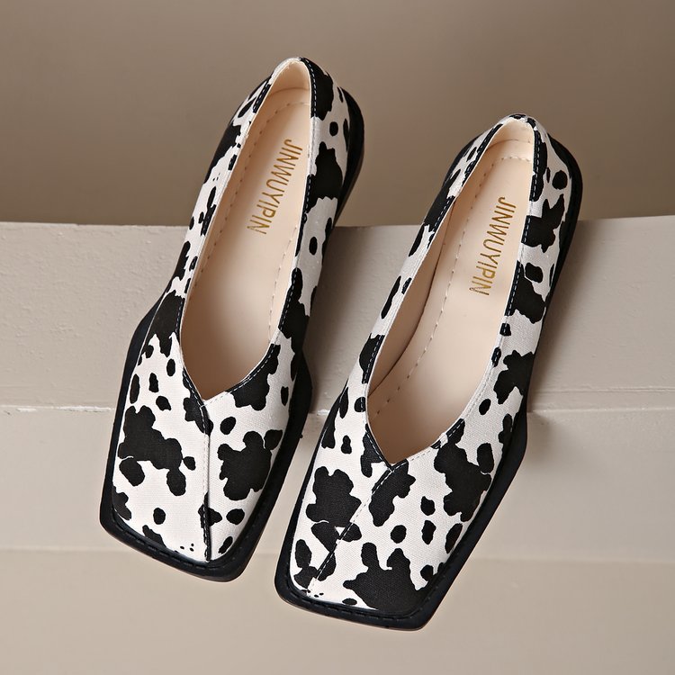 European And American New Large Size Cows Pattern Women's Fashion Flat Four Seasons Classic